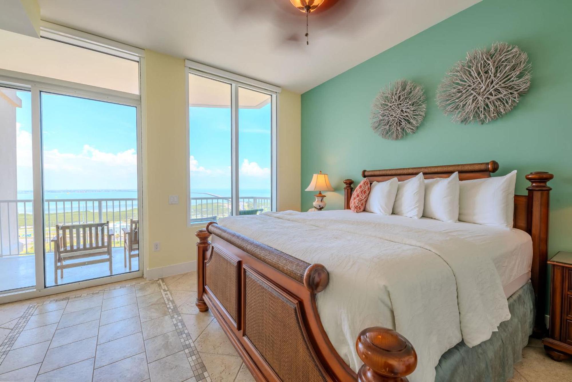 1801 Sapphire Beachfront 3 Bedroom Apartment