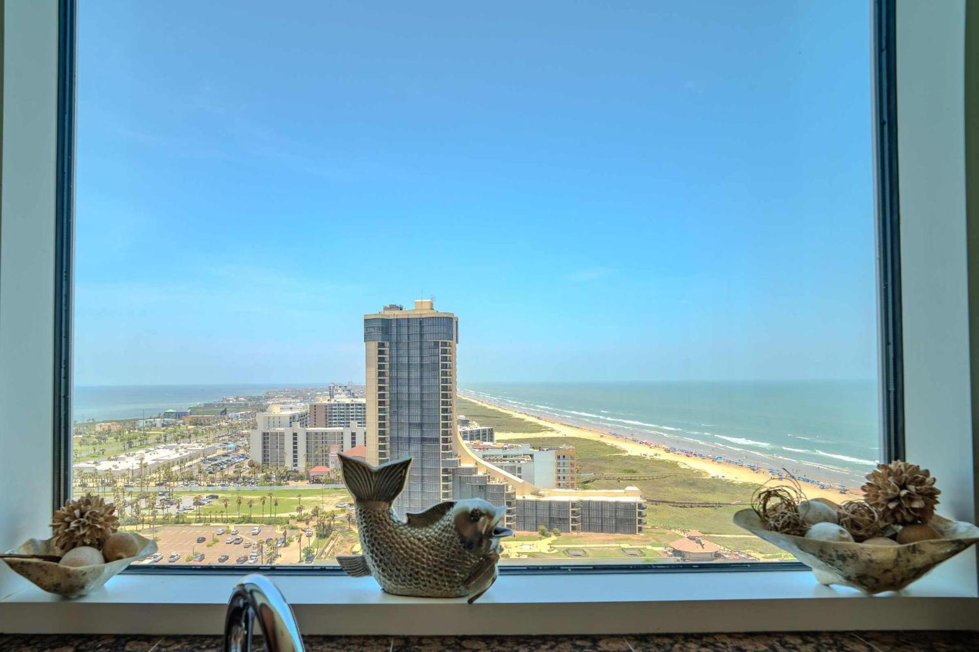 1801 Sapphire Beachfront 3 Bedroom