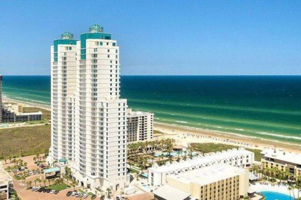 1801 Sapphire Beachfront 3 Bedroom